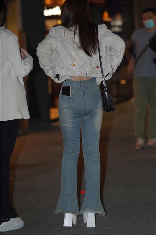 298031j2yb2dxbmd.jpg
