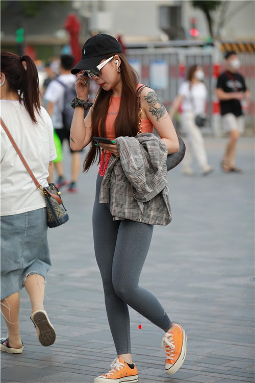 29495j5ddtmlo1jh.jpg