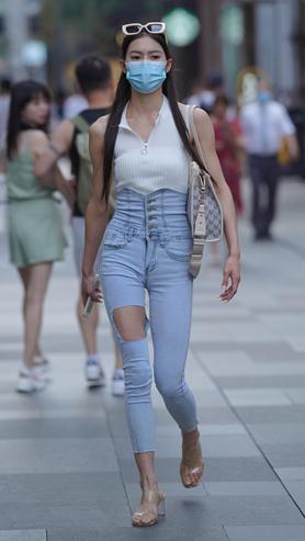 29130khcg15bjs24.jpg