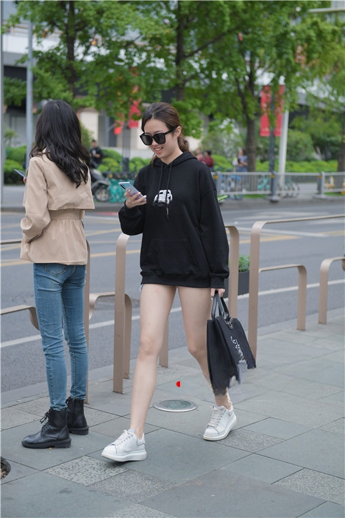 7892zmxokchuiwr.jpg
