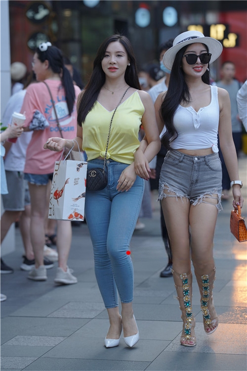 7580jsjm2qkfm3a.jpg