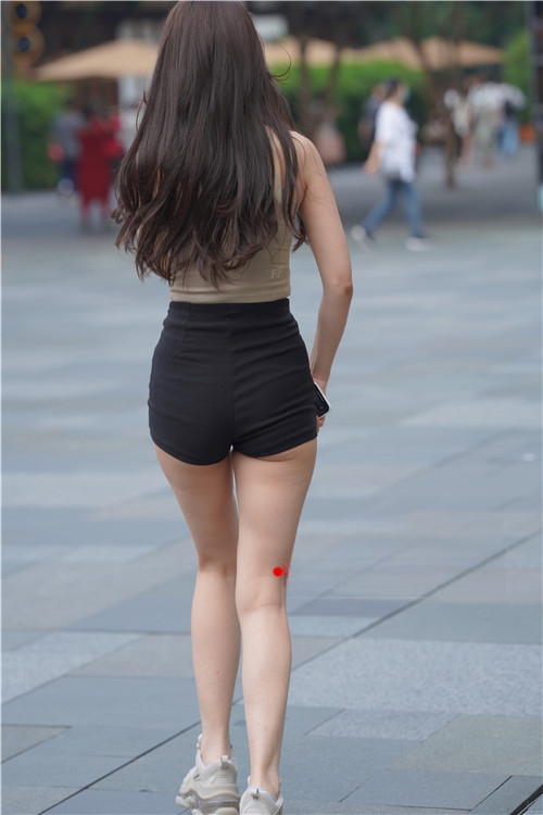 7568vmuag4khhvt.jpg