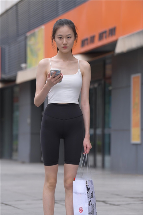 17973cthb3uvowta.jpg