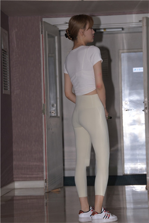 7136um5ku2kihrb.jpg