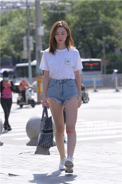 70534rv2qglfy5l.jpg