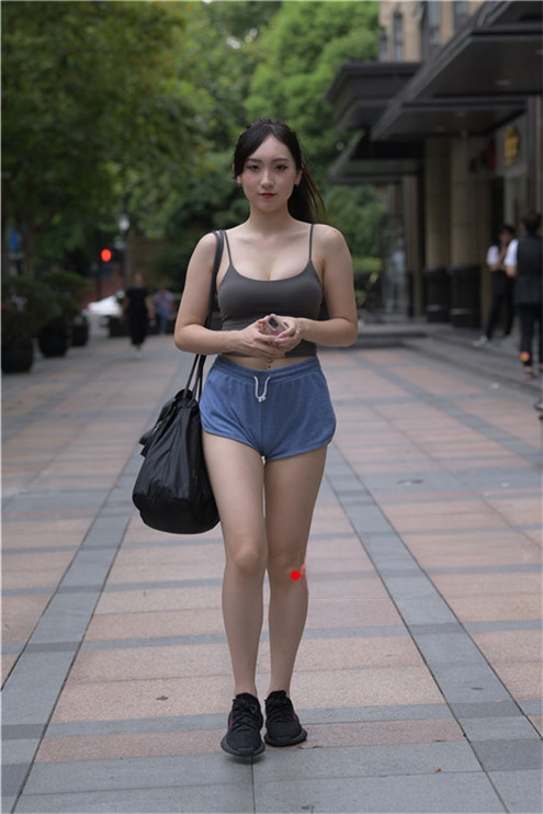 7021pqe2tc2sqzh.jpg
