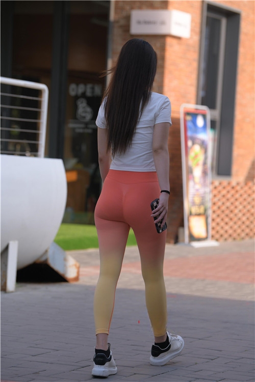 17101dcx3sghwuvt.jpg