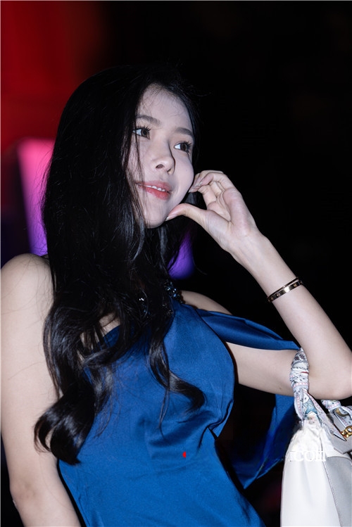 32289qibkv2ympmk.jpg