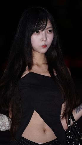 32247qq1ouas40ue.jpg