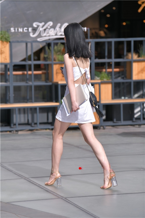 8519bpxsd0sbgm5.jpg