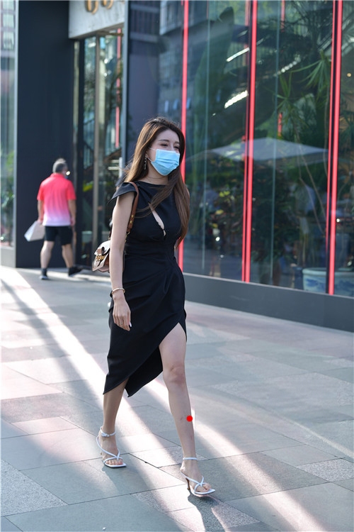 8417sc3nrtl5iv0.jpg