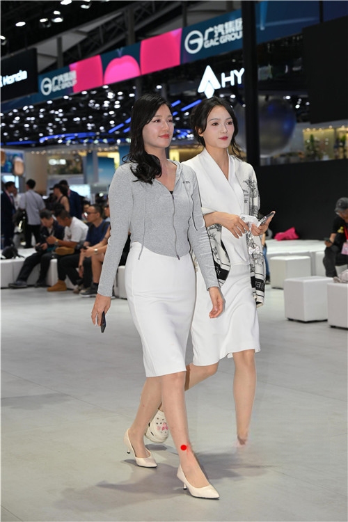 23693qf0flpib3jb.jpg
