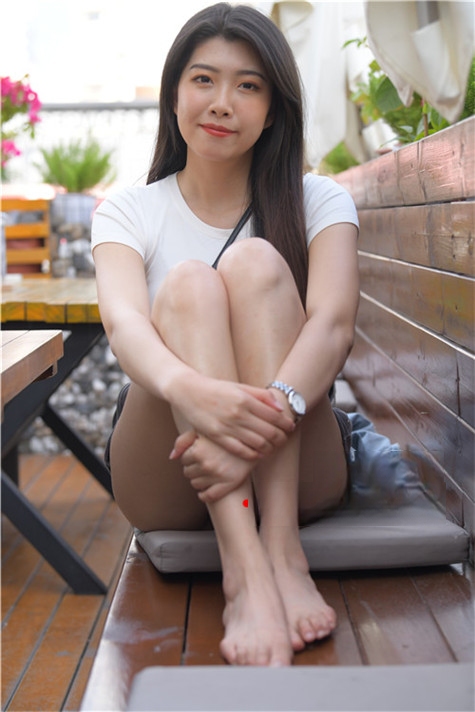 5676p5z54bo110h.jpg