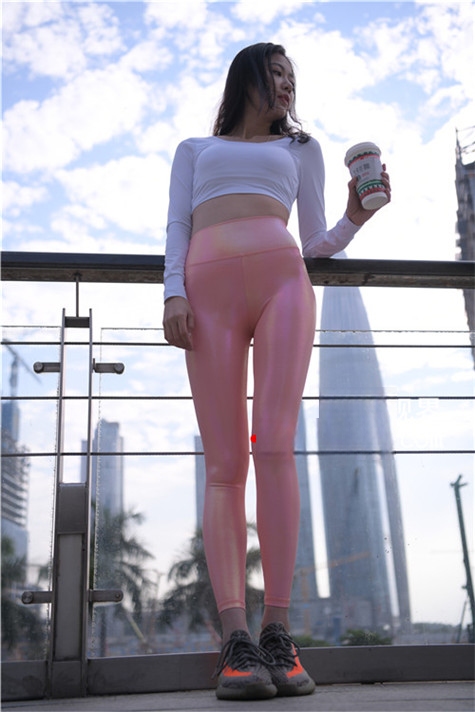 5628xmglst4q1xc.jpg