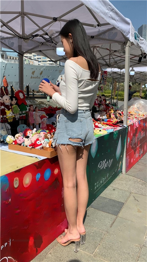 5604521axovknb2.jpg