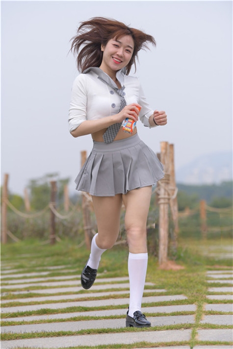5603ljr0ya5n25m.jpg
