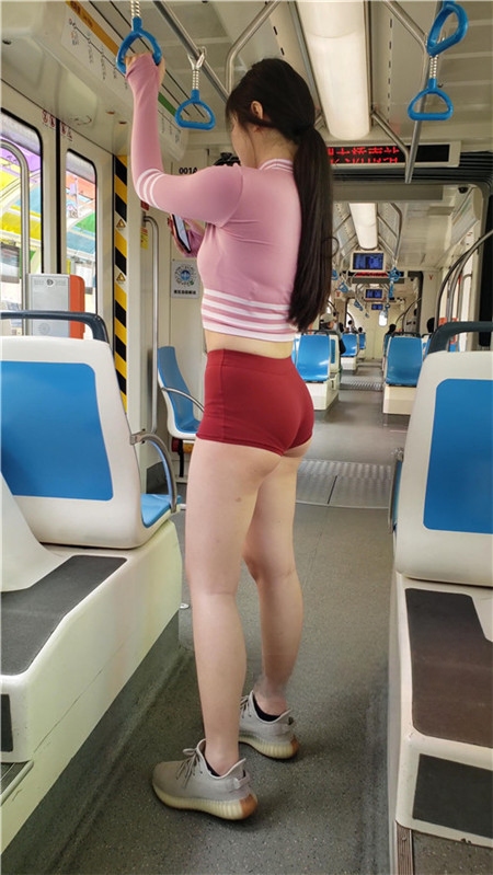 3885l4qy2ca4t2r.jpg
