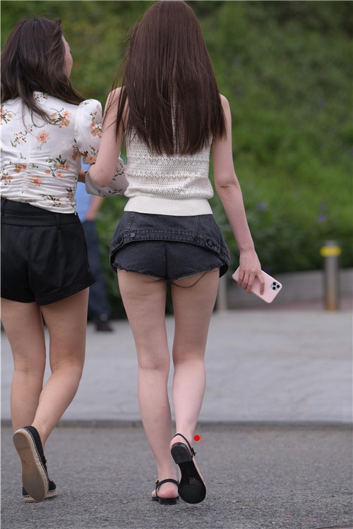 28519p3tlhfxekh3.jpg