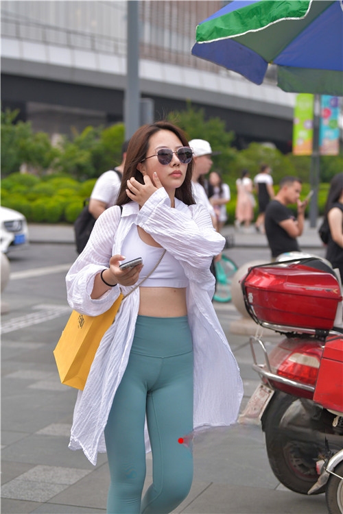 27736sdmet1nhc1t.jpg