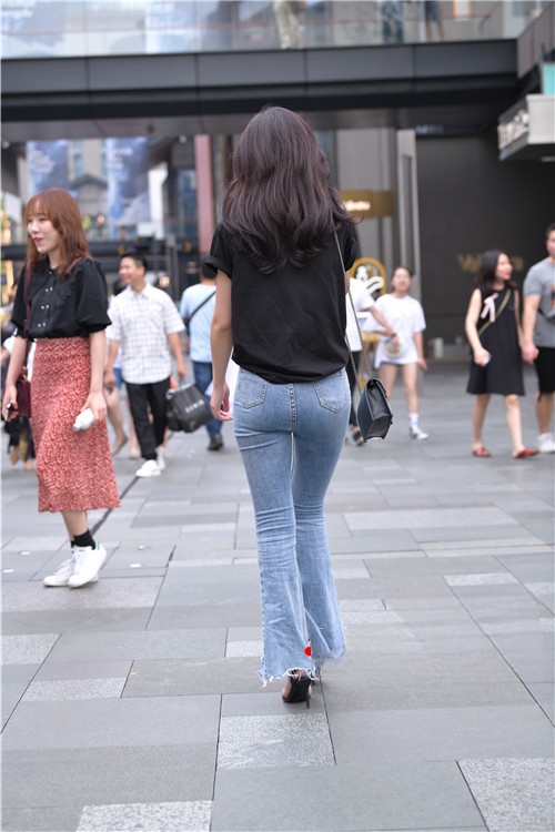 7923ru3g1oex5f1.jpg
