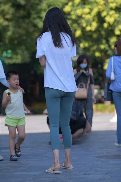8144aqh145cvsvc.jpg