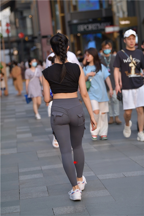8073lh2pjekye1u.jpg