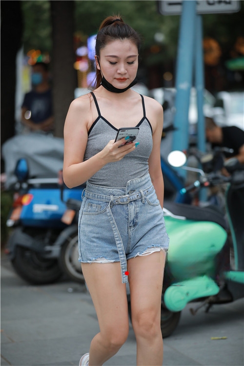 8069whhzinl1azw.jpg