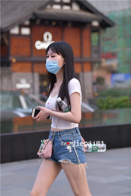 8063n0xrrzm0uon.jpg