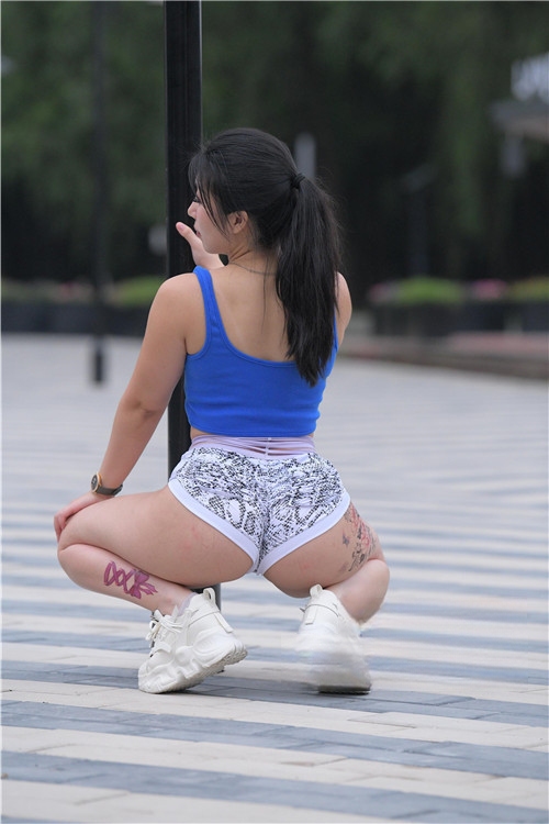 15317weqnfi0fqml.jpg