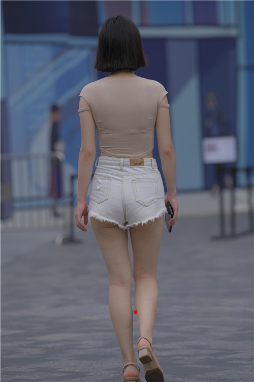 14048b02tlfrywnn.jpg