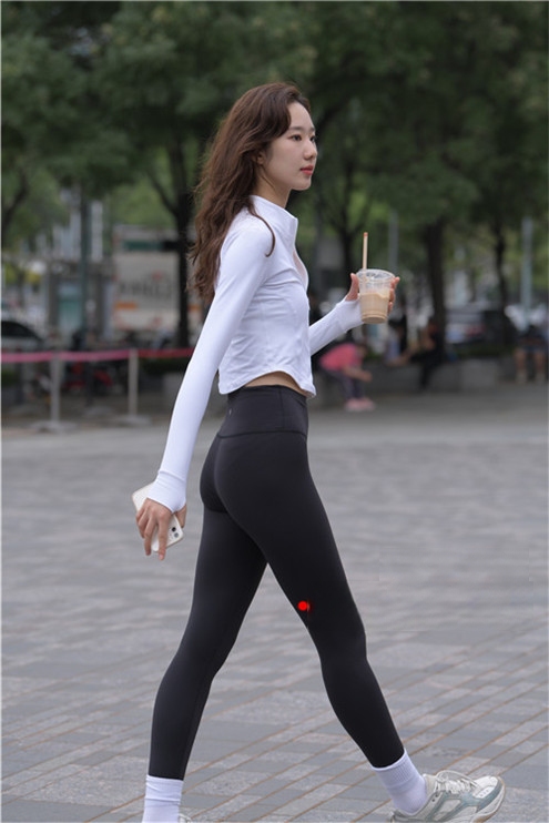 7262lsqnyipv30n.jpg