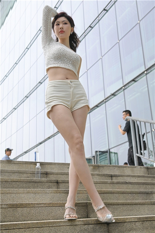 31863w3hfkyvnsbd.jpg