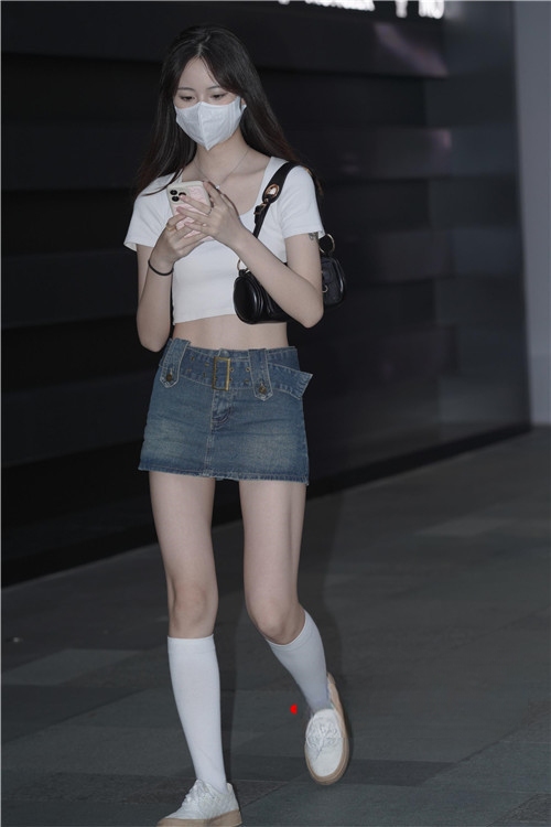 31839cytfdyom35y.jpg