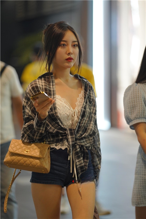 31397fqmce5qbz44.jpg