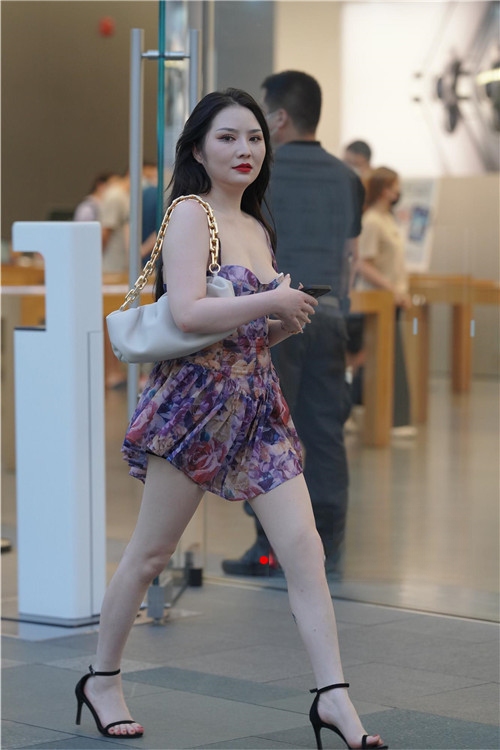 9755dng2xlmfmwc.jpg