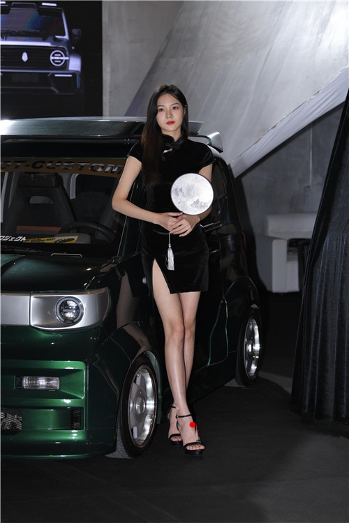309383cj52zknulq.jpg