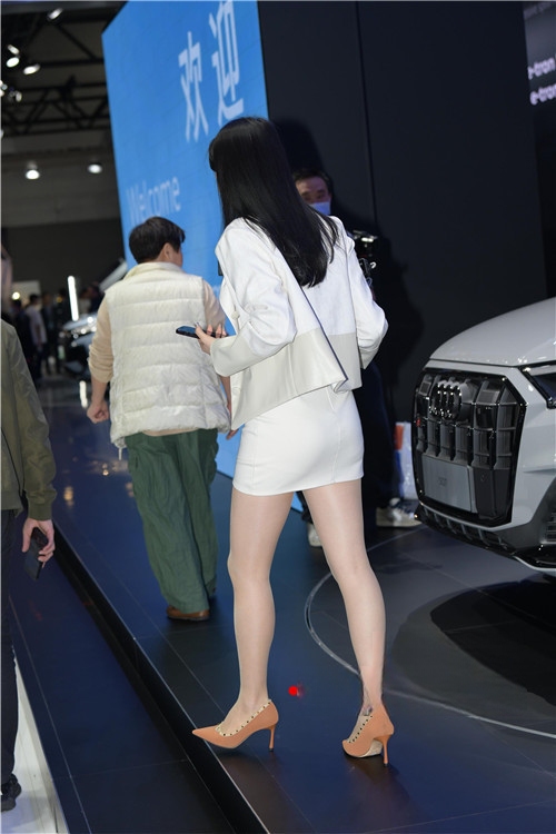 30626q52ursykkkw.jpg