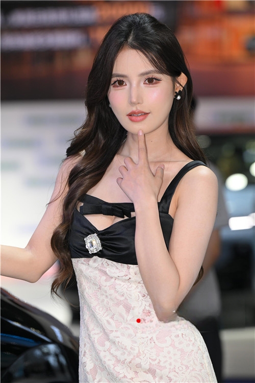 29055hgvxd1a2qsh.jpg