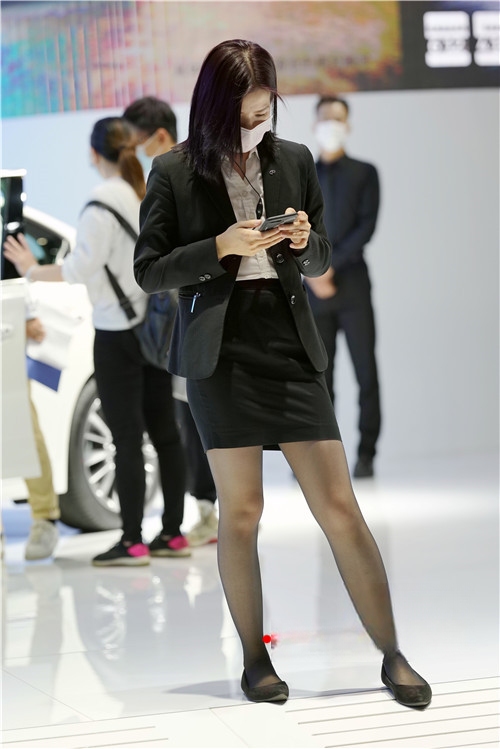 30499i4elx4y5hsn.jpg