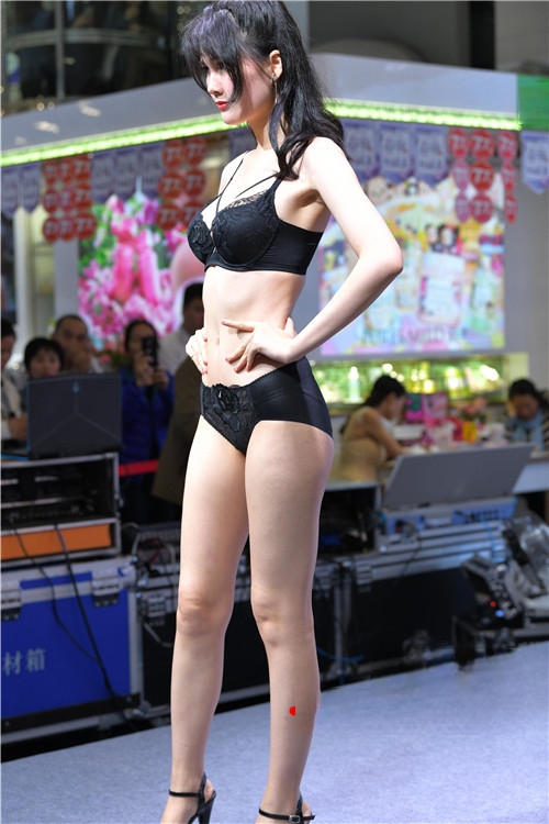 24082fucqjkezy0m.jpg
