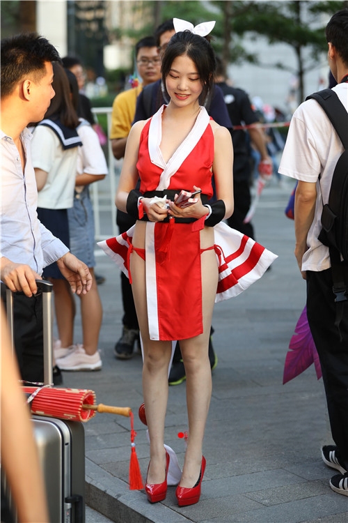 24046p01fuojdyen.jpg