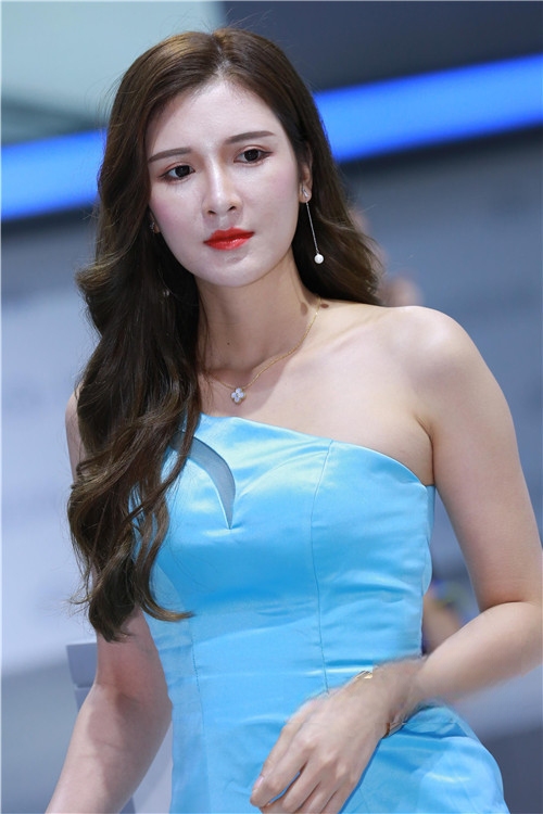 24019qk42if0s4fg.jpg