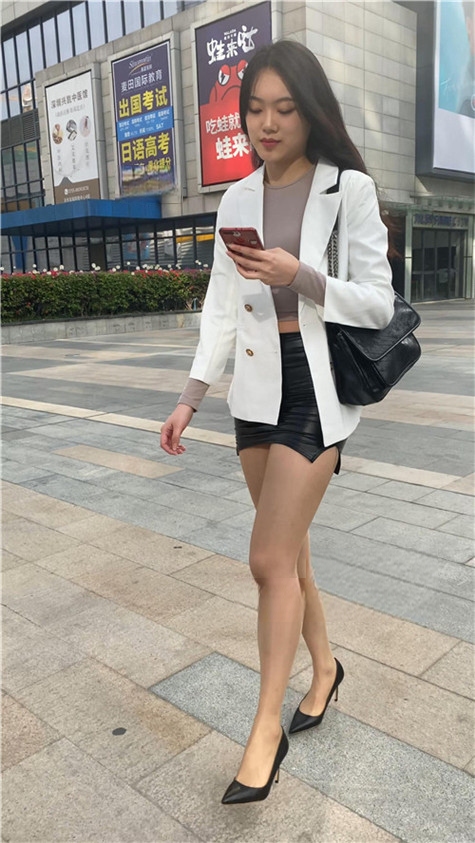 5500yasbdp2f4hn.jpg