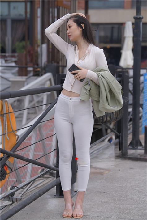 5493jt2d43x1s0d.jpg
