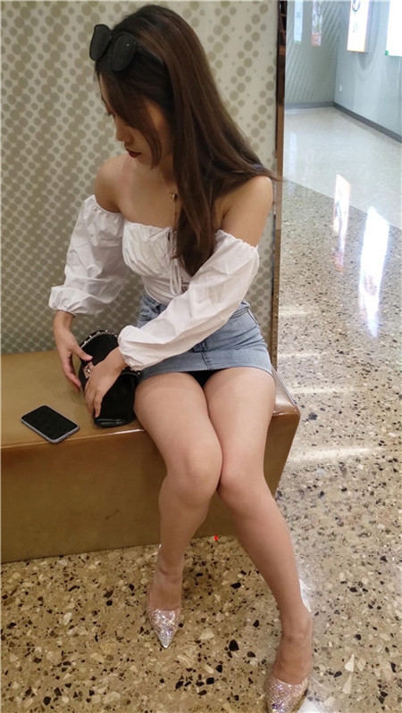 4407us4okiwm42b.jpg