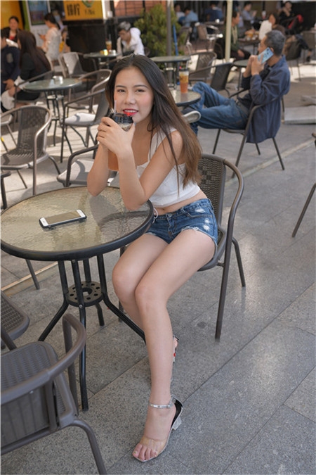 4615viafgckgnlg.jpg