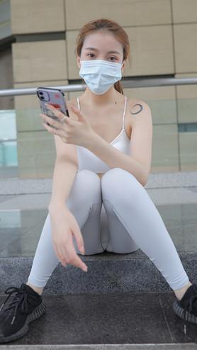 4561yfssbxhmacj.jpg