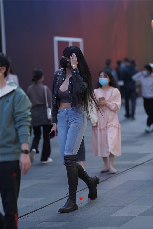 27042tldcfh3y5dp.jpg