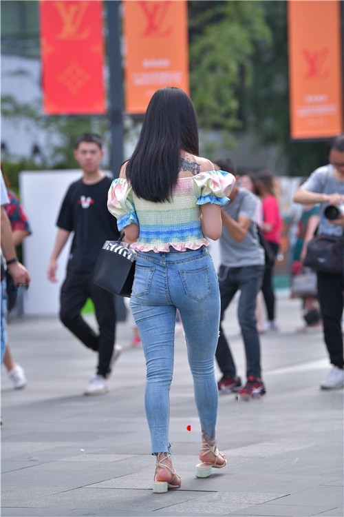 27212rcc3snmloex.jpg