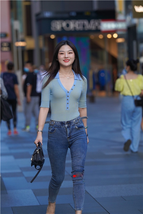 27128bktm5crrji4.jpg